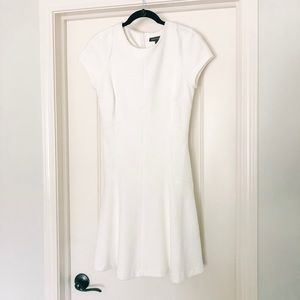 Banana Republic Dresses - Banana Republic Textured Flounce Dress Banana Republic Dresses - Banana Republic Textured Flounce Dress